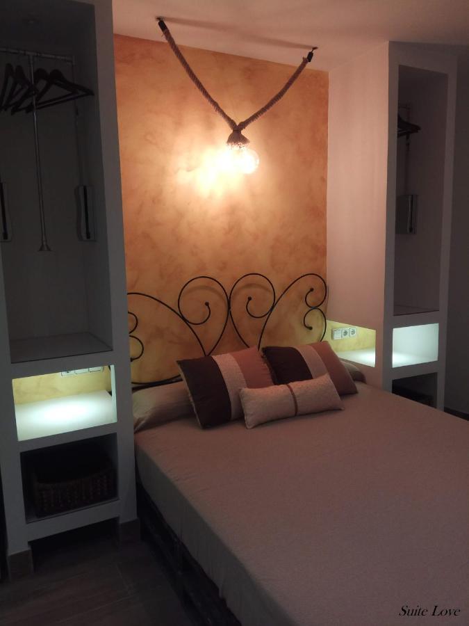Suite Love Jacuzzi Uceda Екстериор снимка